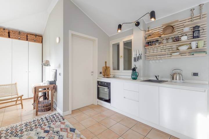 Gîte pour 2 personnes, avec Terrasse et Vue sur le lac dans Porlezza - 4