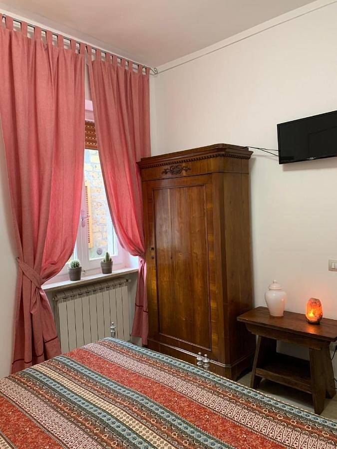 Gîte pour 2 personnes, avec jardin et terrasse, animaux acceptés à Orvieto - 4