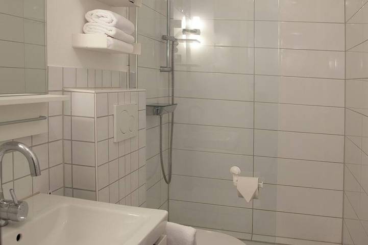 Ganze Wohnung, Apartment mit privater Holzterrasse und Strandkorb in Friedrichskoog-Spitze, Friedrichskoog