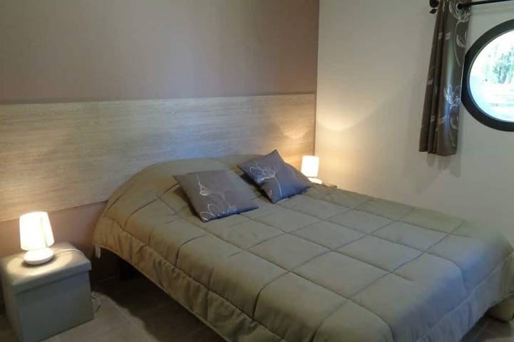 Gîte pour 4 personnes, avec Terrasse et Jardin à Veauchette - 2