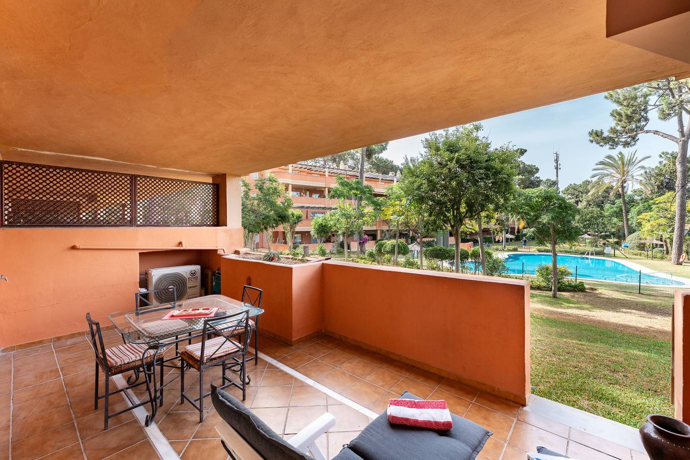 Entire apartment, Apartment "Pino Golf Garden" with Pool, Wi-Fi, Garden & Terrace in Marbella East, Marbella