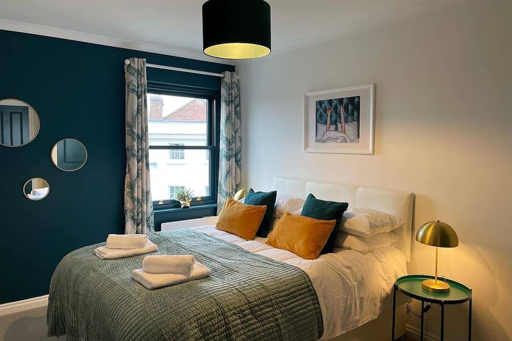 Ganze Wohnung, Stylish three bedroom apartment in Chichester in Chichester, West Sussex