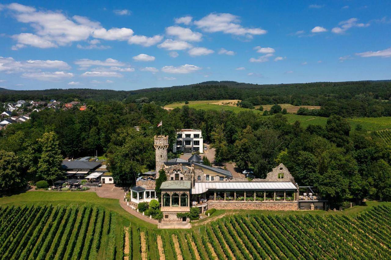 Hotel Burg Schwarzenstein in Johannisberg, Geisenheim