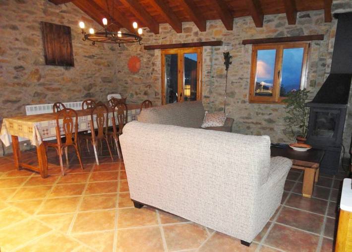 Maison de campagne pour 3 personnes, avec jardin ainsi que jacuzzi et terrasse à Queralbs - 4