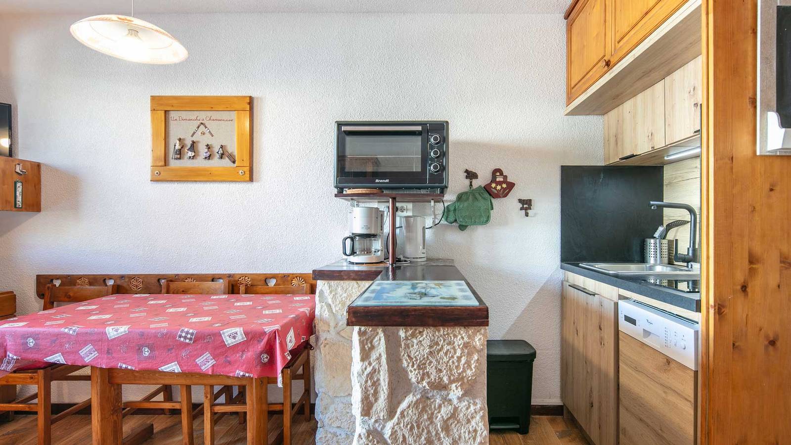 Entire studio, Le Vernon N°1019 in Chamrousse, Écrins National Park