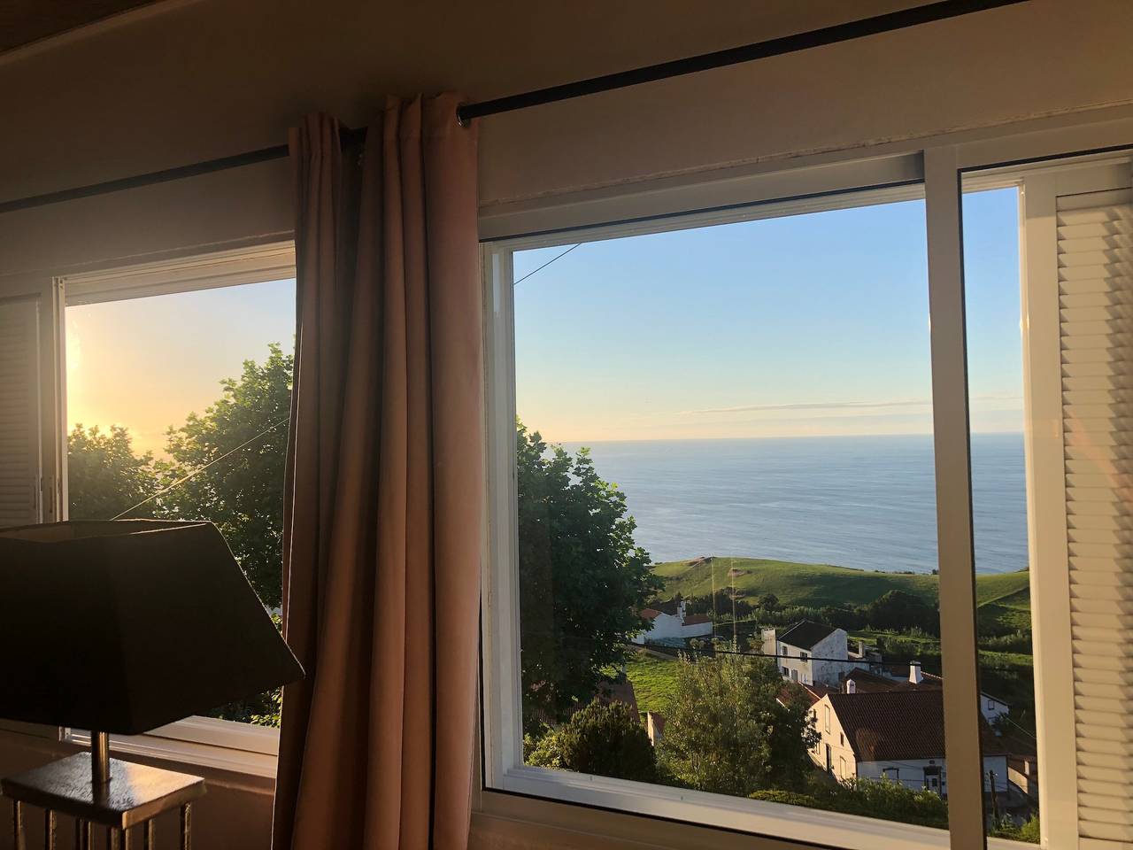 Pet-Friendly Villa Azores Sunrisehouse with Sea View, Pool, Jacuzzi, Wi-Fi, Terrace & Garden in São Miguel Island, Nordeste