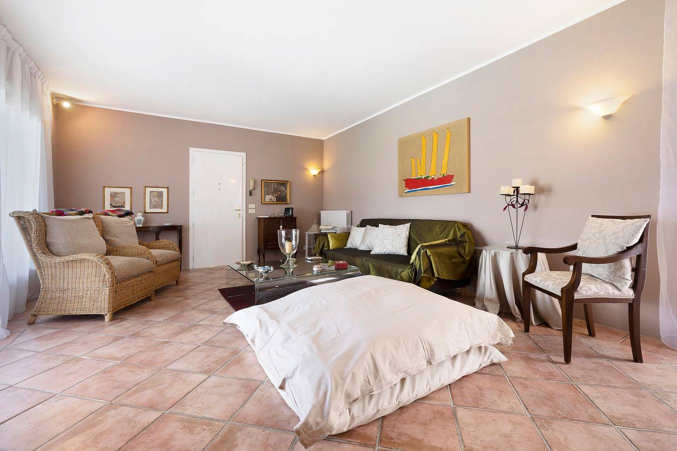 Villa Corneghe con vista sul lago, piscina, giardino e terrazza in Toscolano-Maderno, Prealpi Gardesane