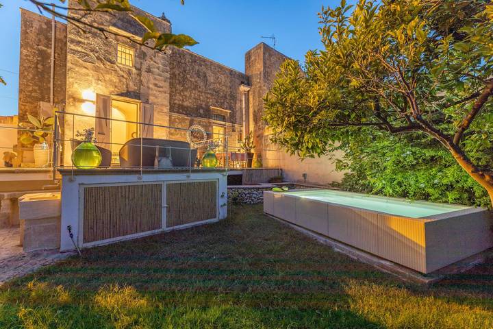 Villa für 4 Personen, mit Whirlpool und Balkon/Terrasse sowie Balkon, mit Haustier in Italien - 2