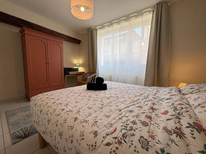 Gîte pour 4 personnes dans Saint-Martin-de-Bréthencourt - 2