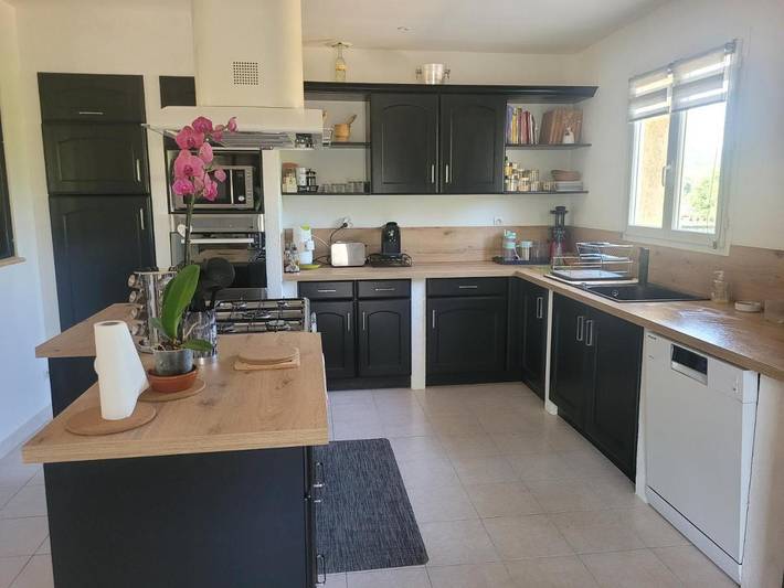 Location de vacances pour 4 personnes, avec piscine ainsi que jardin et terrasse à Aigaliers - 3