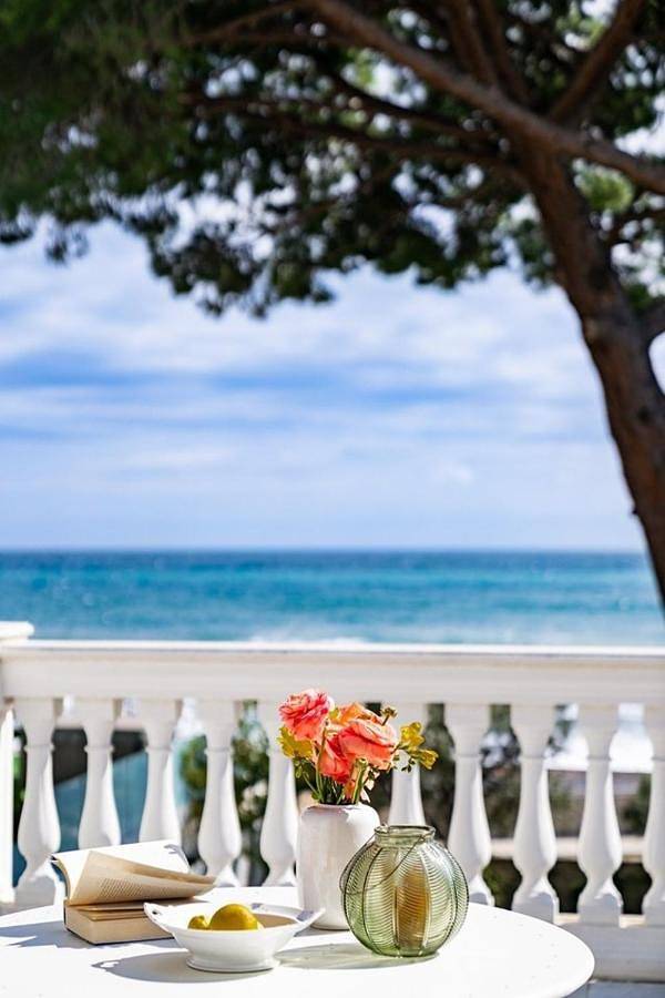Appartamento per 13 persone, con Balcone e Terrazza nonché Giardino e Piscina a Albarella