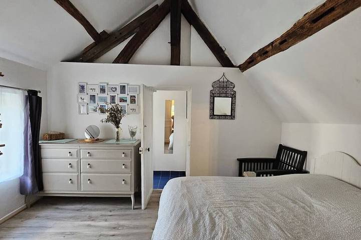Location de vacances pour 4 personnes, avec jacuzzi ainsi que jardin et terrasse à Étampes - 2