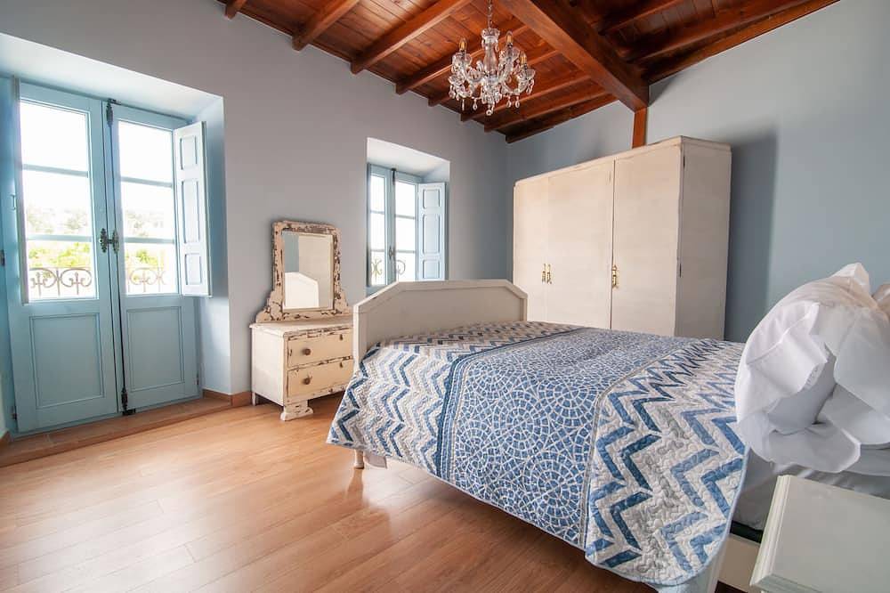 Vintage Cottage With Large Yard in Parque Natural de las Arribes del Duero