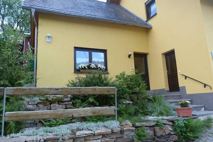 Ferienhaus für 4 Personen, mit Terrasse und Garten - 1