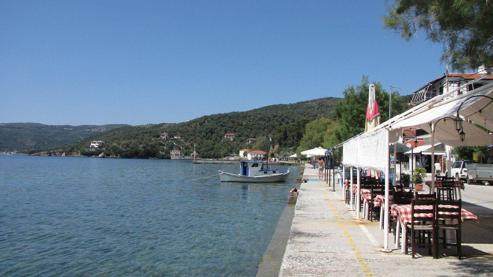 Ganze Ferienwohnung, Rafaela Iii Haus in Milina 200 Meter vom Strand - für 2 Erwachsene und  2 Kinder in Pilion