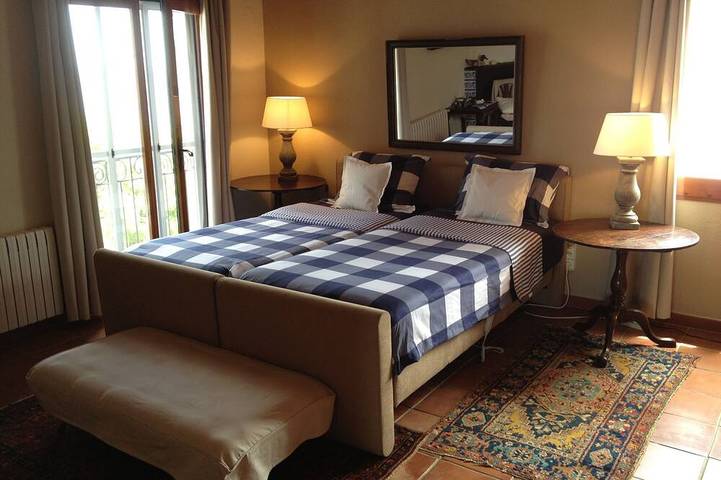 Villa für 9 Personen, mit Whirlpool und Garten an der Costa Brava - 2