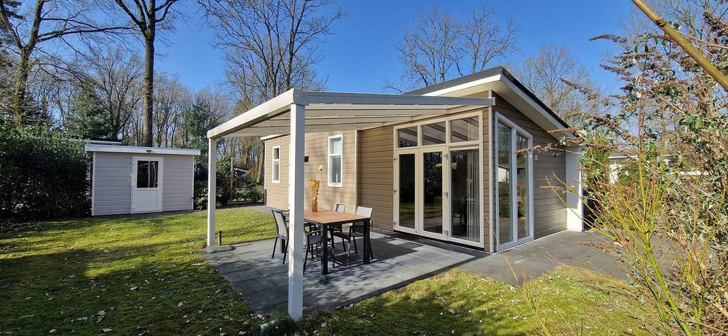 Bungalow voor 4 personen, met tuin en terras in Drenthe