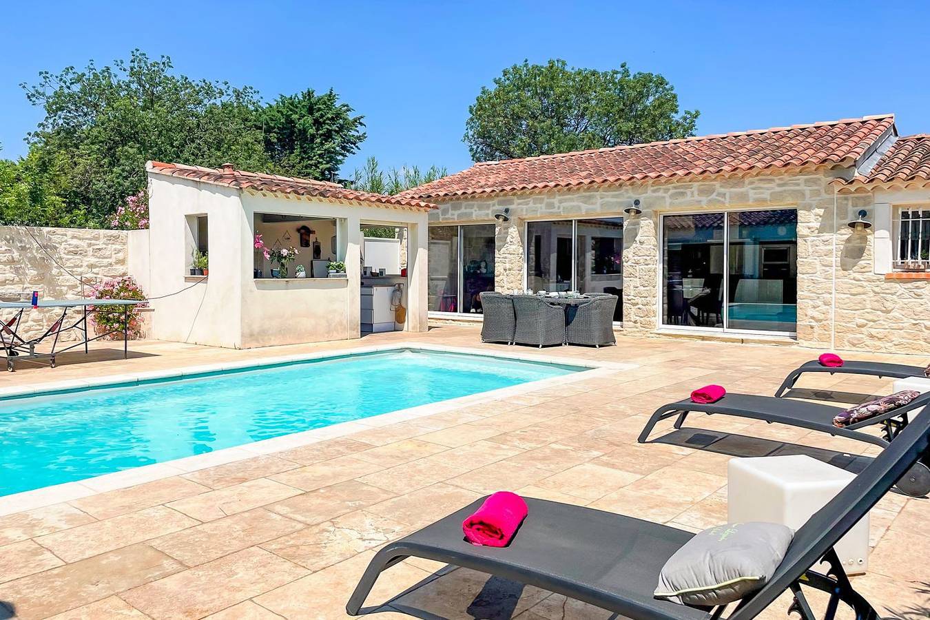 Villa pour 6 personnes avec piscine in Arles, Côte méditerranéenne (France)