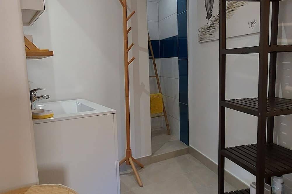 Maisonnette au Carrefour du Vaucluse Drome Ardèche in Bollène, Vaucluse