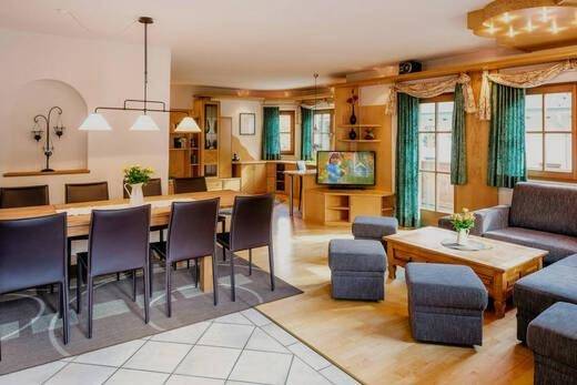 Ferienwohnung für 10 Personen, mit Balkon und Terrasse sowie Ausblick in Serfaus - 4
