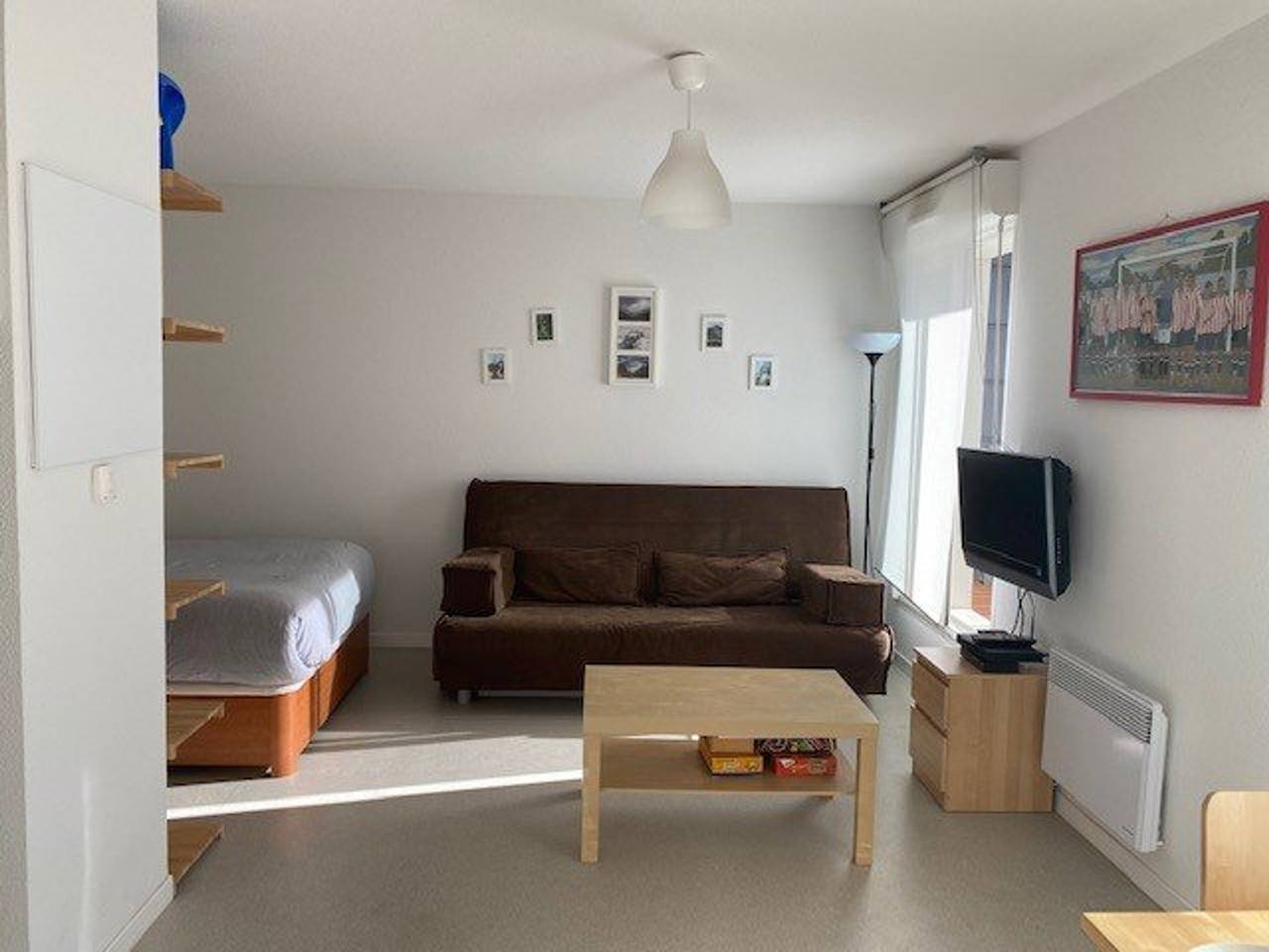 Entire studio, Comfortable studio for 4 in Arette, kitchenette, parking, ski locker in La Pierre Saint-Martin, Arette