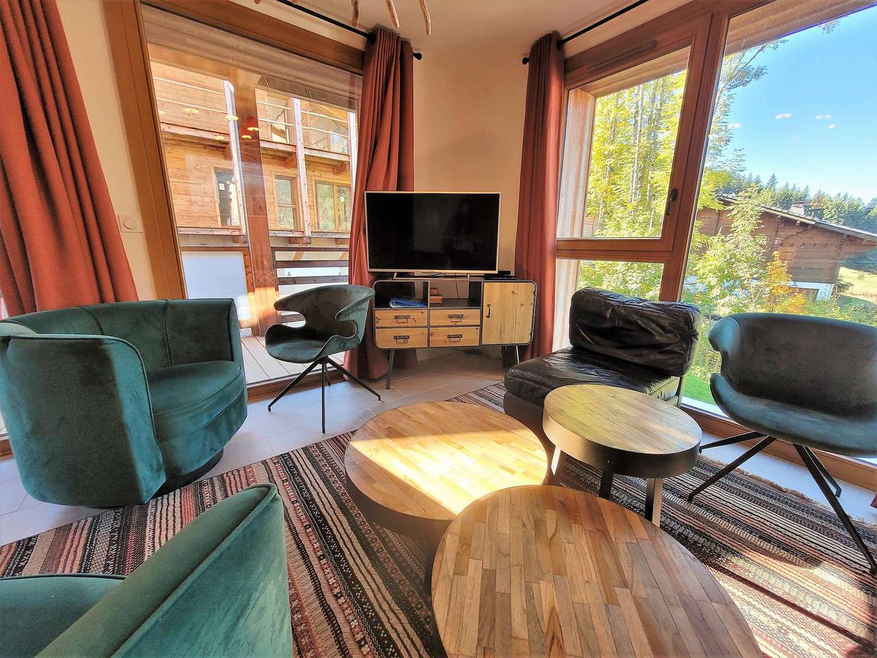 Apartamento entero, Apartamento luminoso a pie de pistas con todas las comodidades in Les Gets, Les Portes du Soleil
