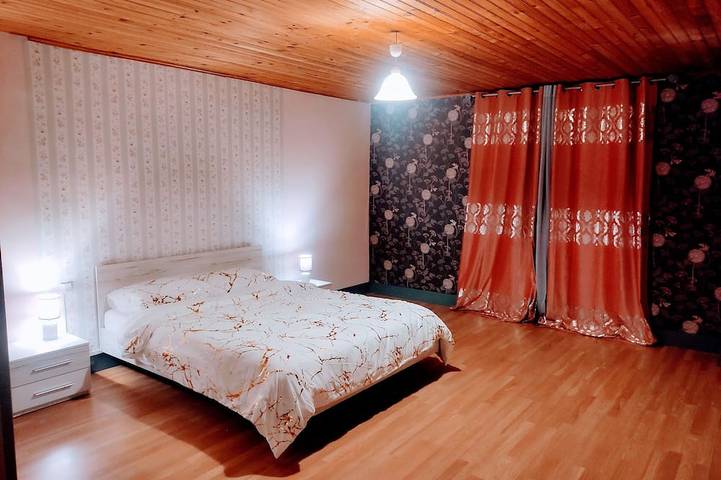 Location de vacances pour 2 personnes, avec terrasse et jardin, animaux acceptés à Langres - 3