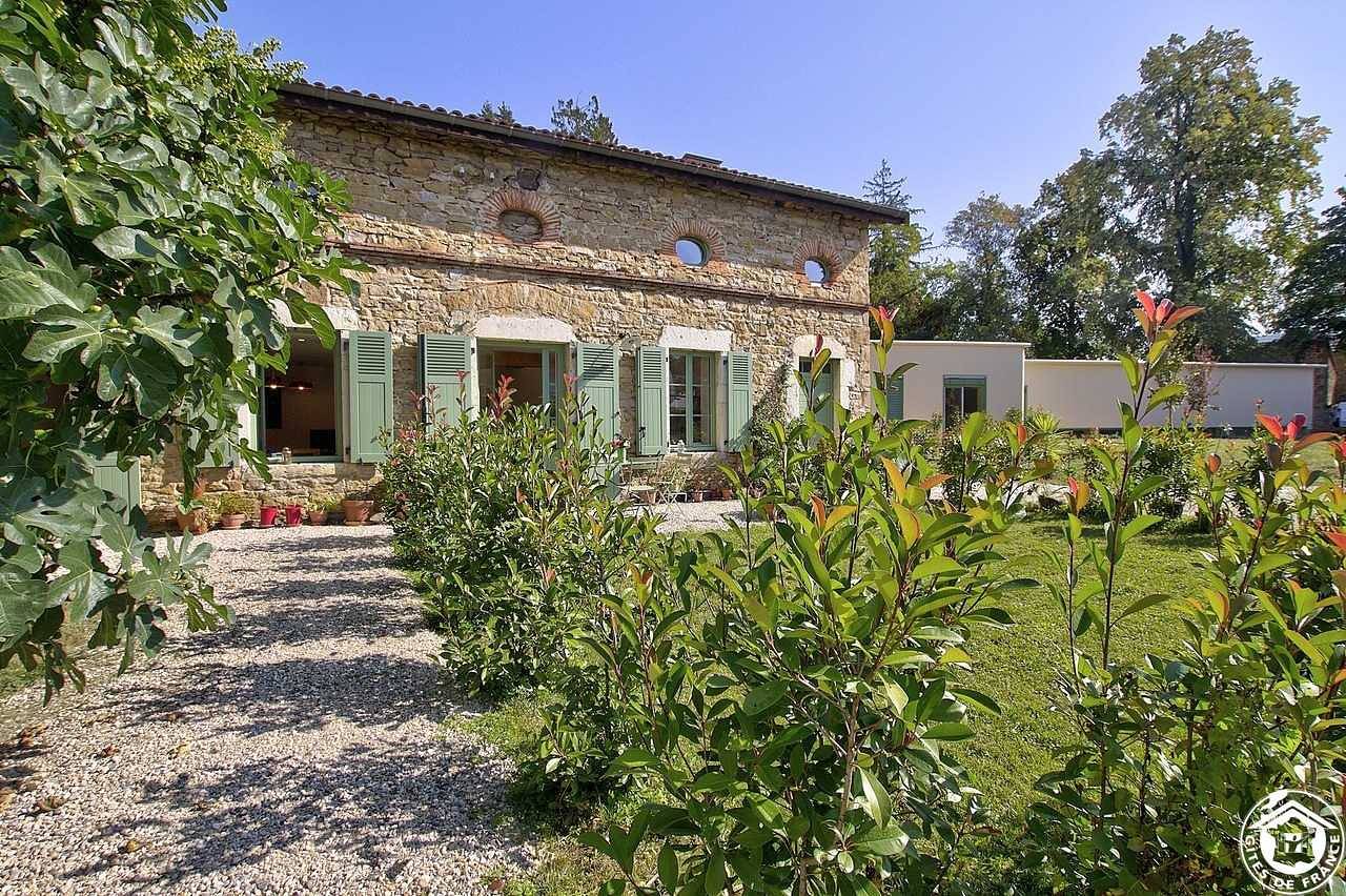 Le Clos de l'Oiselon Gîte Varey in Saint-Jean-le-Vieux (Ain), Nantua