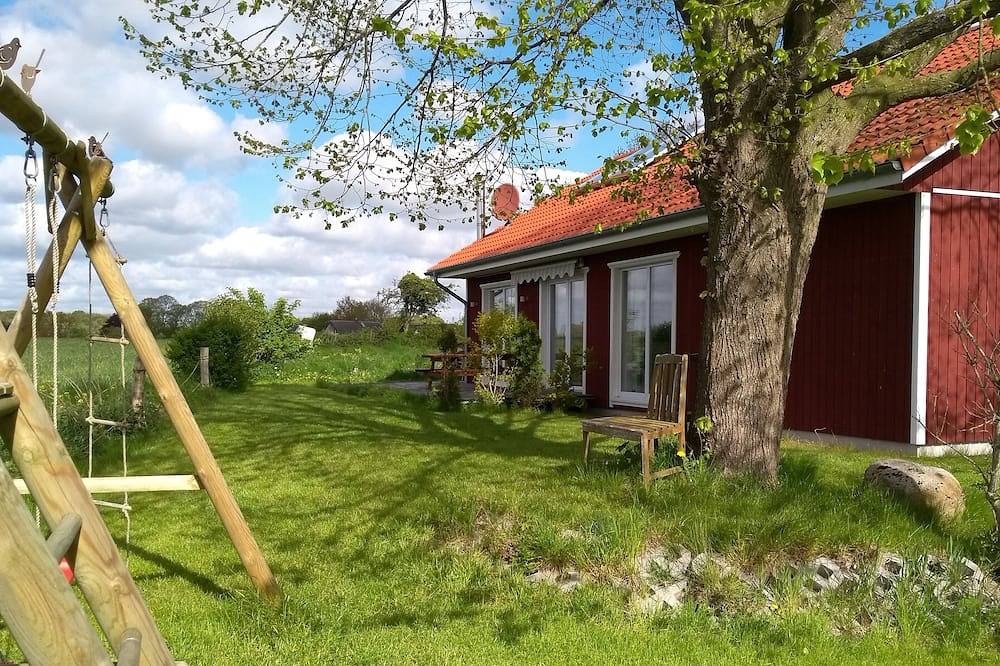 Weitblick bis zur Schlei: das Lindhus in Grödersby, weitgehend barrierefrei in Grödersby, Kappeln & Umgebung