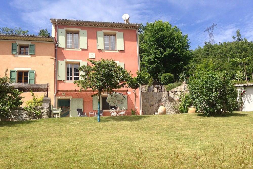 Ganze Wohnung, Castellane die Verdon-Schlucht Groß neues Studio in Castellane, Regionaler Naturpark Verdon