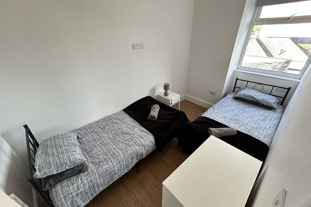 Entire apartment, Beautiful Victorian house 2 minutes from the beach in Hornsea, East Riding of Yorkshire