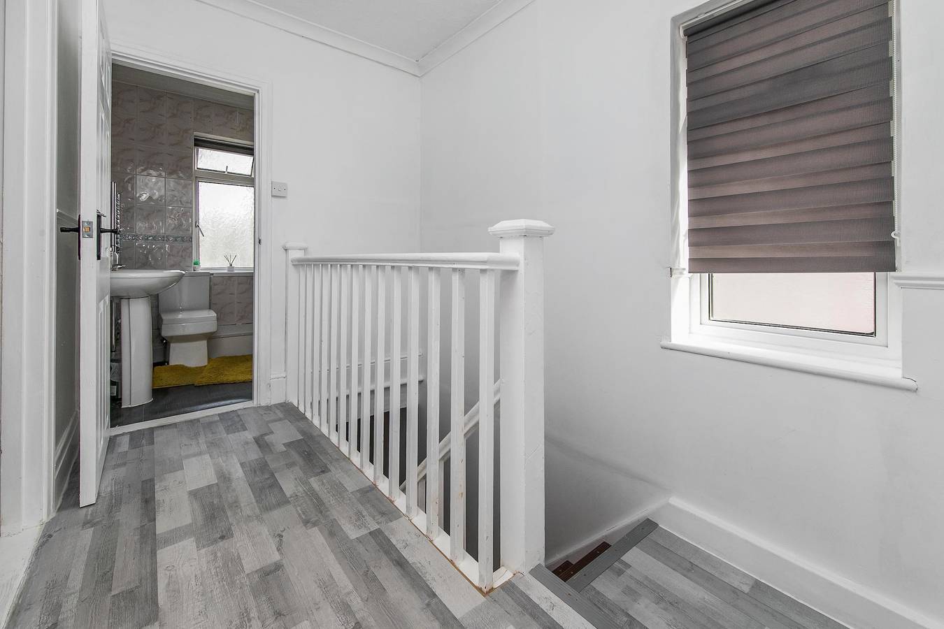 House - Sleeps 10 - Parking - Garden in Colchester, Essex