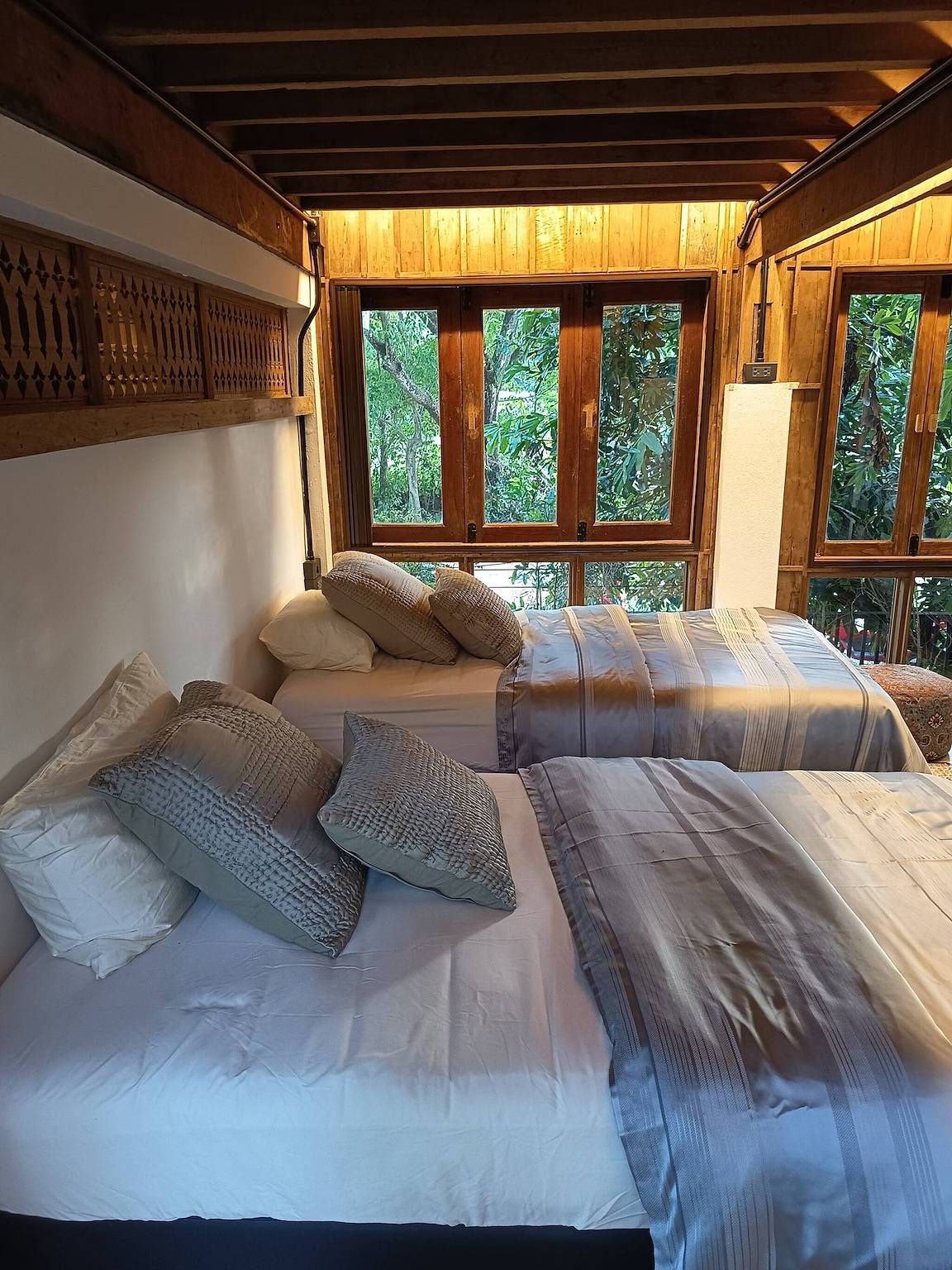 Private Poolvilla aus Holz in Mae Rim für 4-6 Gäste in Chiang Mai