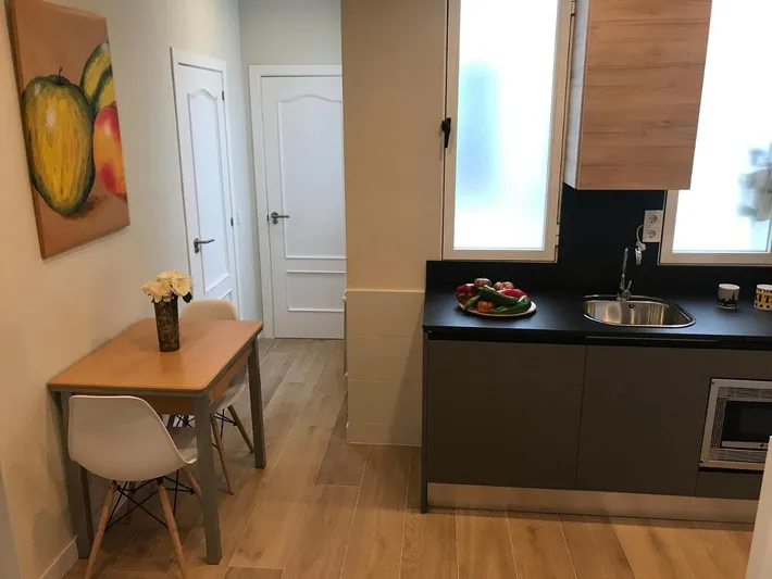 Ferienwohnung für 2 Personen, mit Balkon und Ausblick - 1