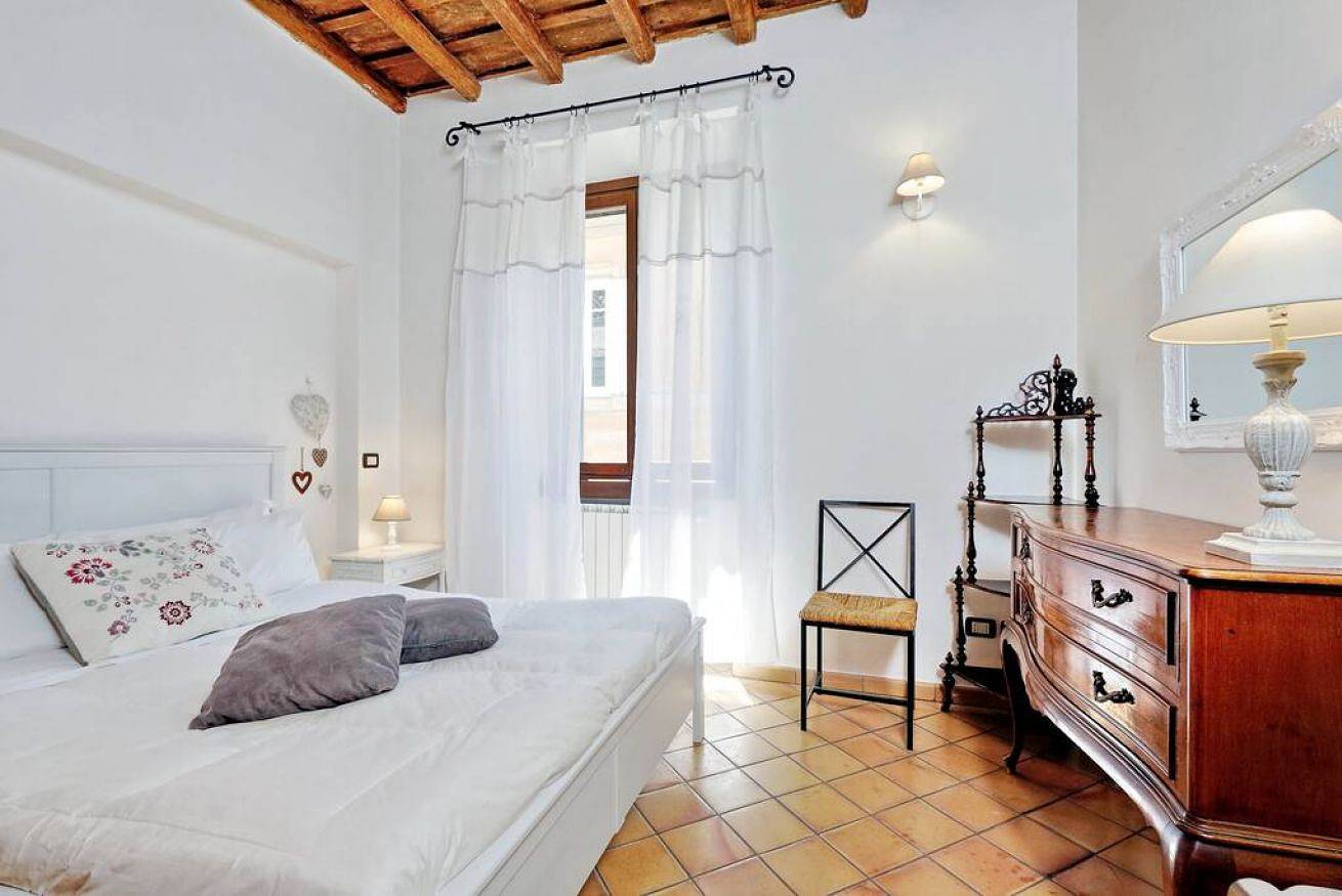 Appartamento intero, Lungaretta 2 in Trastevere, Roma