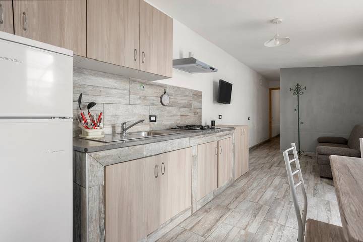 Hel lägenhet, Apartment "Letizia House" close to the Sea with Garden & Wi-Fi in Pozzillo (Palermo), Cinisi