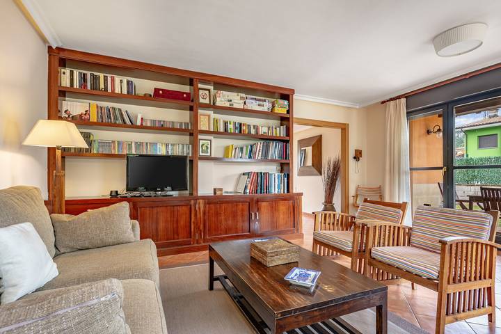 'Chalet Picu Fontanielles en Colunga' con Vistas a la Montaña y Piscina in Colunga, Costa Verde