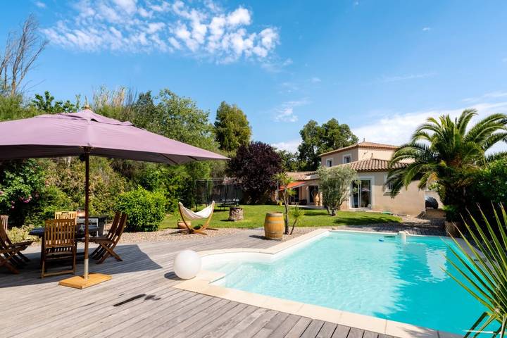 Maison de vacances pour 8 personnes, avec piscine et jardin, adapté aux familles à Béziers