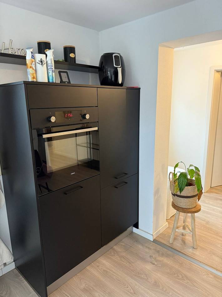 Hel lejlighed, Apartment 'Quiet Modern' with Shared Pool, Wi-Fi and Air Conditioning in Kirchehrenbach, Fränkische Schweiz