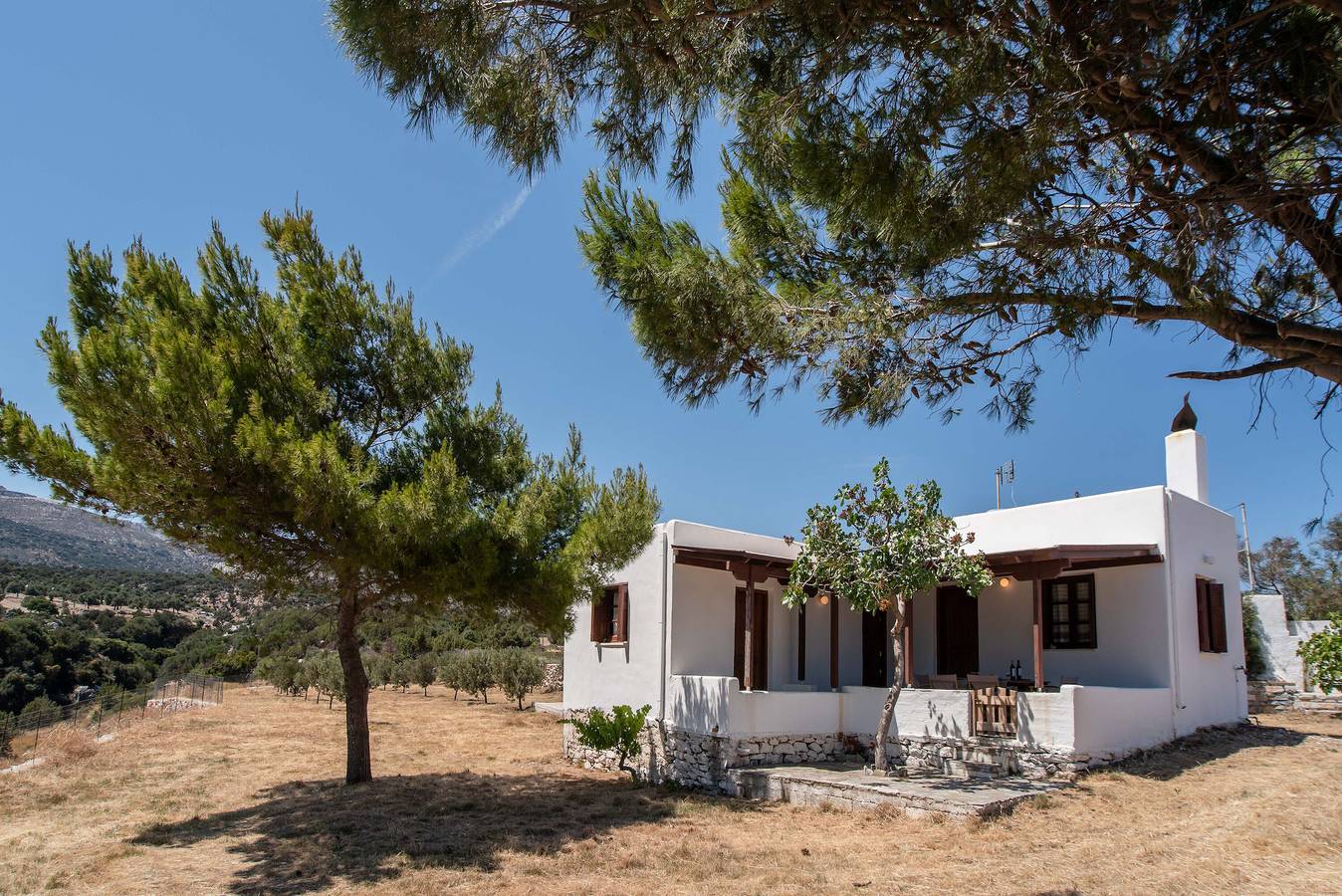 Maison de vacances 'Black Sand' avec vue sur la mer et terrasse privée in Cyclades