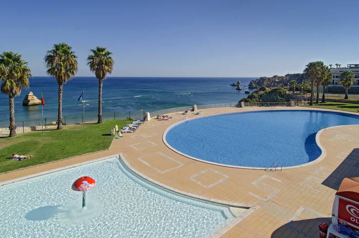 Ferienwohnung für 5 Personen, mit Meerblick und Balkon sowie Garten und Kinderpool in Lagos - 4