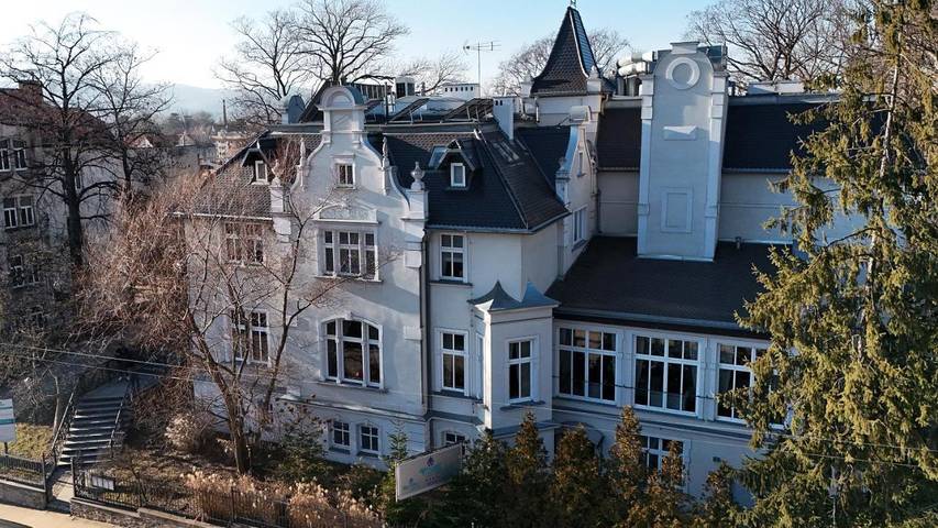 Hotel dla 3 osób, z Taras i Ogród oraz Sauna w Dzierżoniów