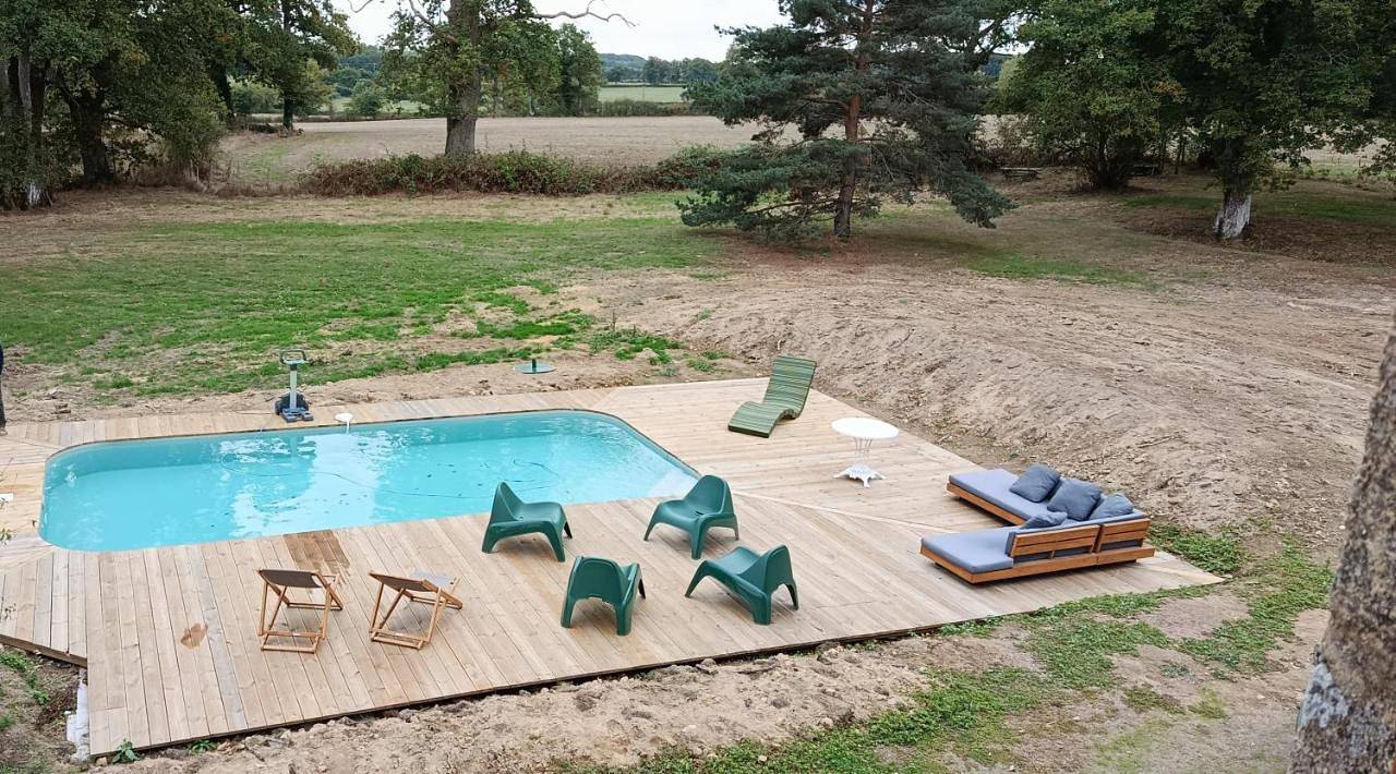 Triple Room with Private Bathroom in Bressuire, Deux-Sèvres