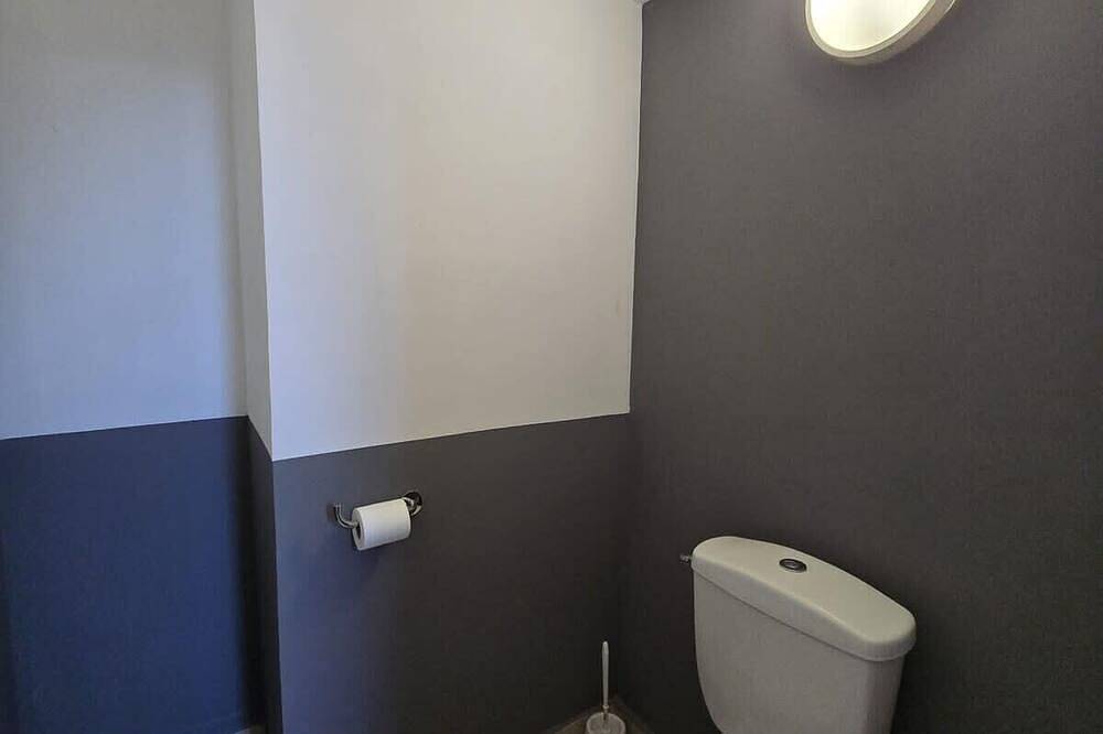 Appartement entier, New 2026 F2 pour 4 à 5 personnes tout équipé dans résidence piscine et mer in Serra-di-Ferro, Région d'Ajaccio