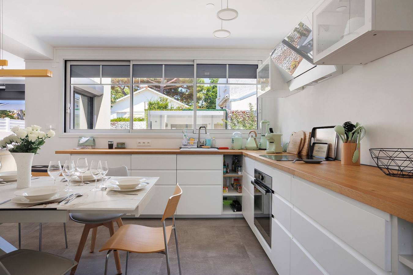 Ferienhaus 'Maison Les Feuilles La Rochelle' mit privater Terrasse, Garten & Wlan in La Rochelle, La Rochelle und Umgebung