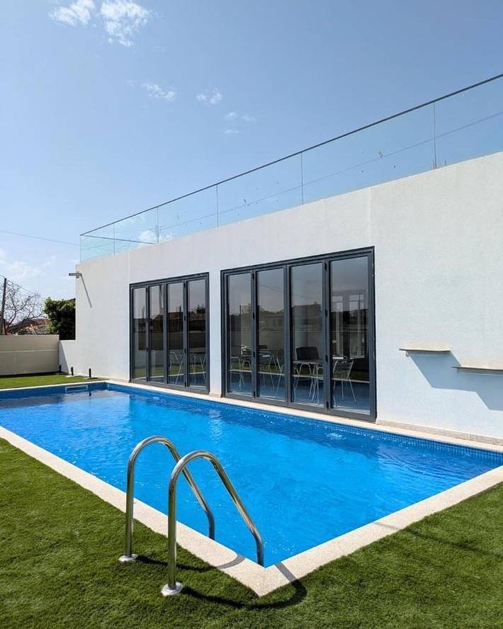 Casa de férias para 6 pessoas, com terraço e piscina em Miranda do Douro