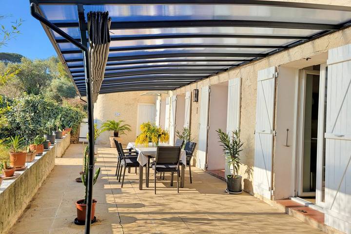 Ferienhaus für 8 Personen, mit Terrasse und Garten