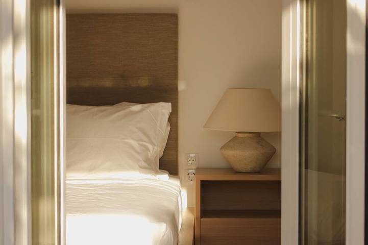 Villa pour 8 personnes, avec jardin dans Milos - 4