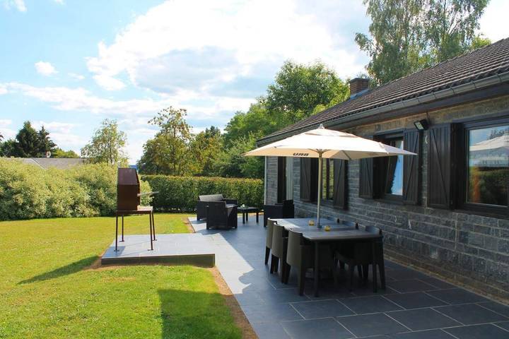 Location de vacances pour 6 personnes, avec terrasse et jardin, animaux acceptés à Sainte-Ode - 3