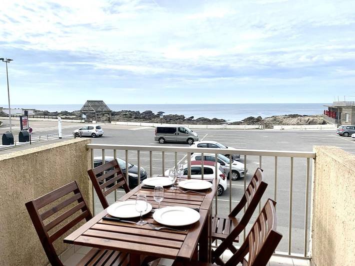 Gîte pour 4 personnes, avec balcon dans Plage de Port-Lin